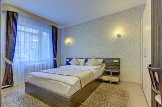 Отель Resident Hotel Almaty Алматы Люкс-1