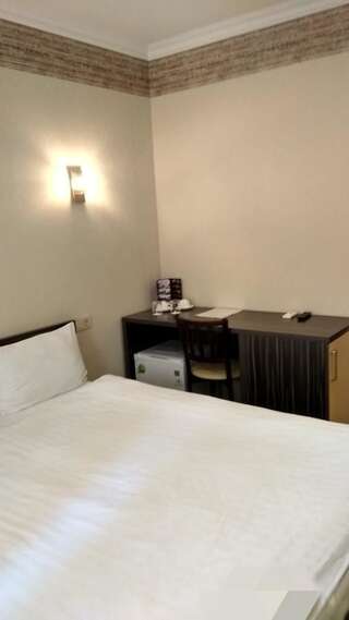 Отель Resident Hotel Almaty Алматы Двухместный номер с 1 кроватью-3