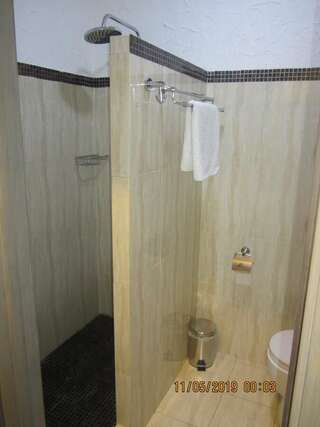 Отель Resident Hotel Almaty Алматы Двухместный номер с 1 кроватью-1